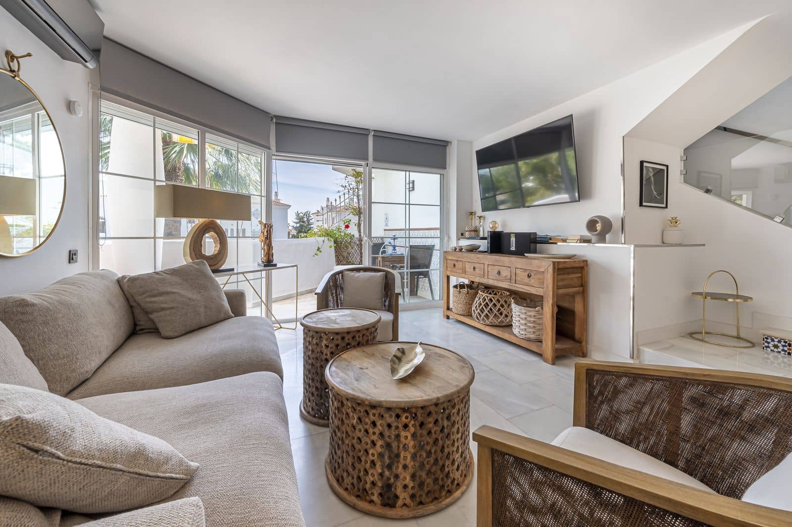 2 soveværelse Lejlighed til salg i Calahonda med swimmingpool garage - € 330.000 (Ref: 8444431)