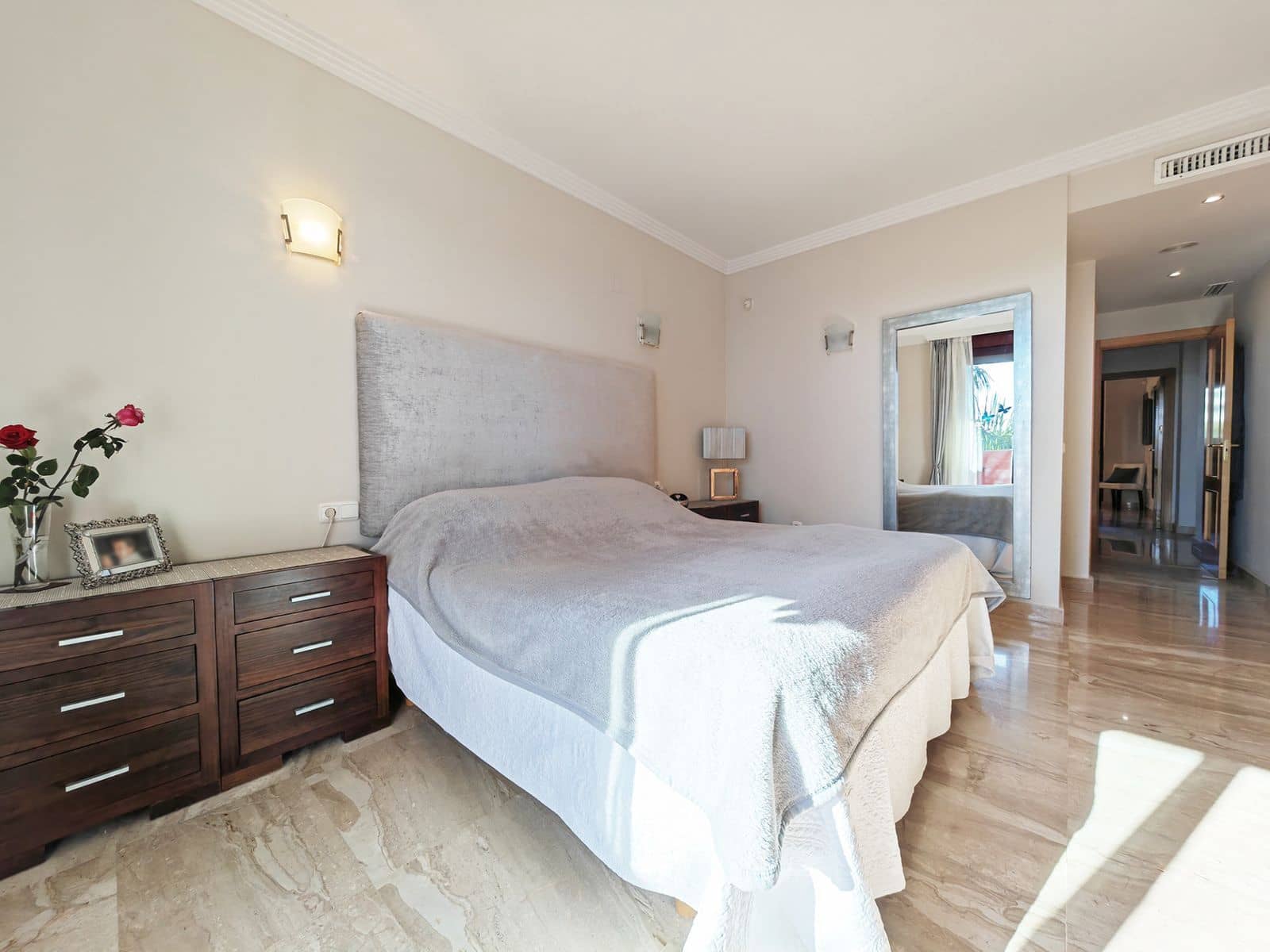 2 slaapkamer Appartement te koop in Estepona met zwembad garage - € 465.000 (Ref: 8469414)