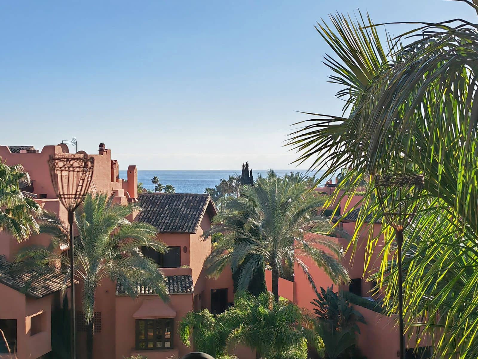 2 slaapkamer Appartement te koop in Estepona met zwembad garage - € 465.000 (Ref: 8469414)