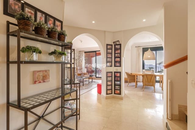 3 slaapkamer Penthouse te koop in Calahonda, Mijas met zwembad garage - € 494.000 (Ref: 8469511)