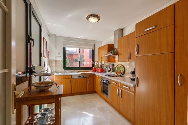 3 slaapkamer Penthouse te koop in Calahonda, Mijas met zwembad garage - € 494.000 (Ref: 8469511)