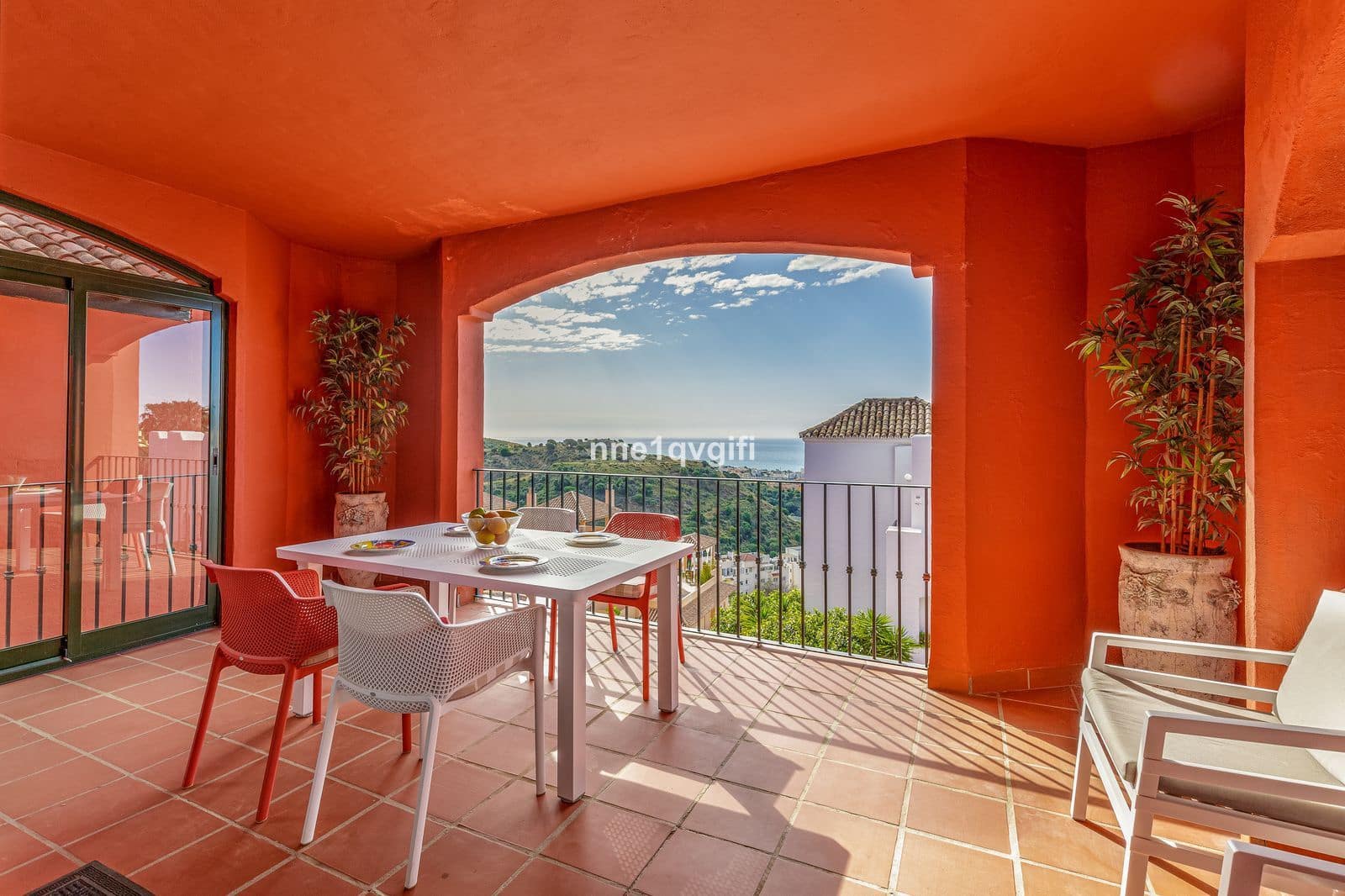 3 soveværelse Penthouse til salg i Calahonda med swimmingpool garage - € 494.000 (Ref: 8469511)