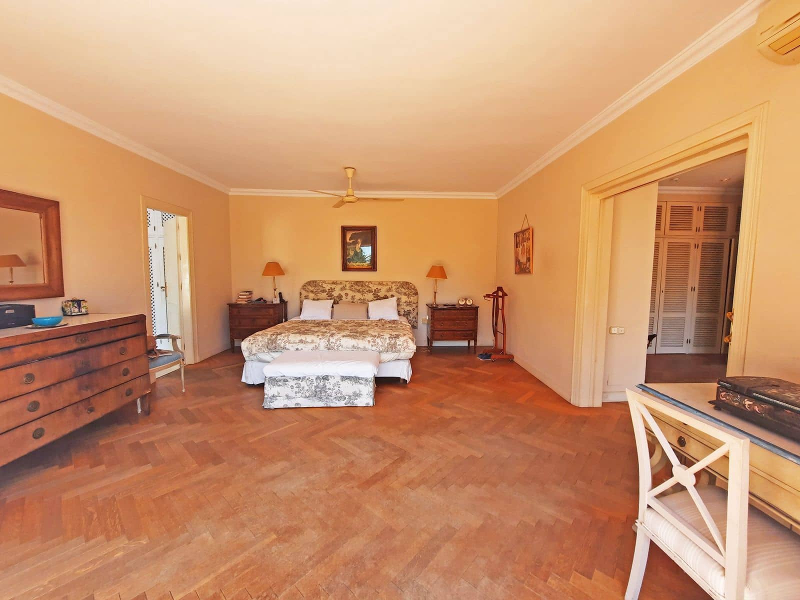 7 soveværelse Villa til salg i Calahonda med swimmingpool garage - € 2.350.000 (Ref: 8471220)