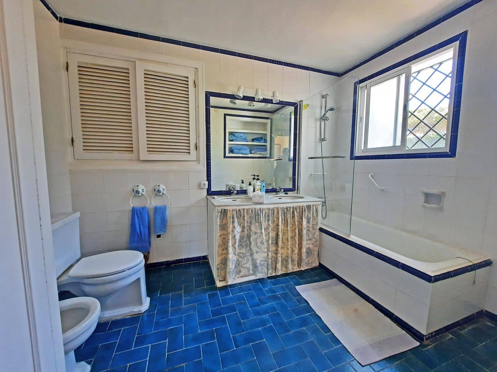 7 soveværelse Villa til salg i Calahonda med swimmingpool garage - € 2.350.000 (Ref: 8471220)