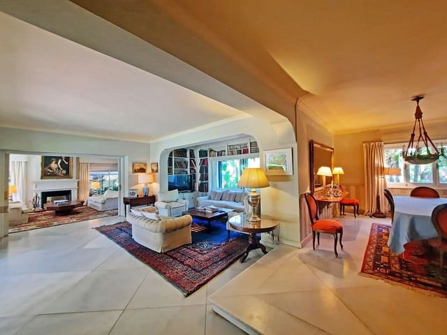 7 soverom Villa til salgs i Calahonda, Mijas med svømmebasseng garasje - € 2 350 000 (Ref: 8471220)