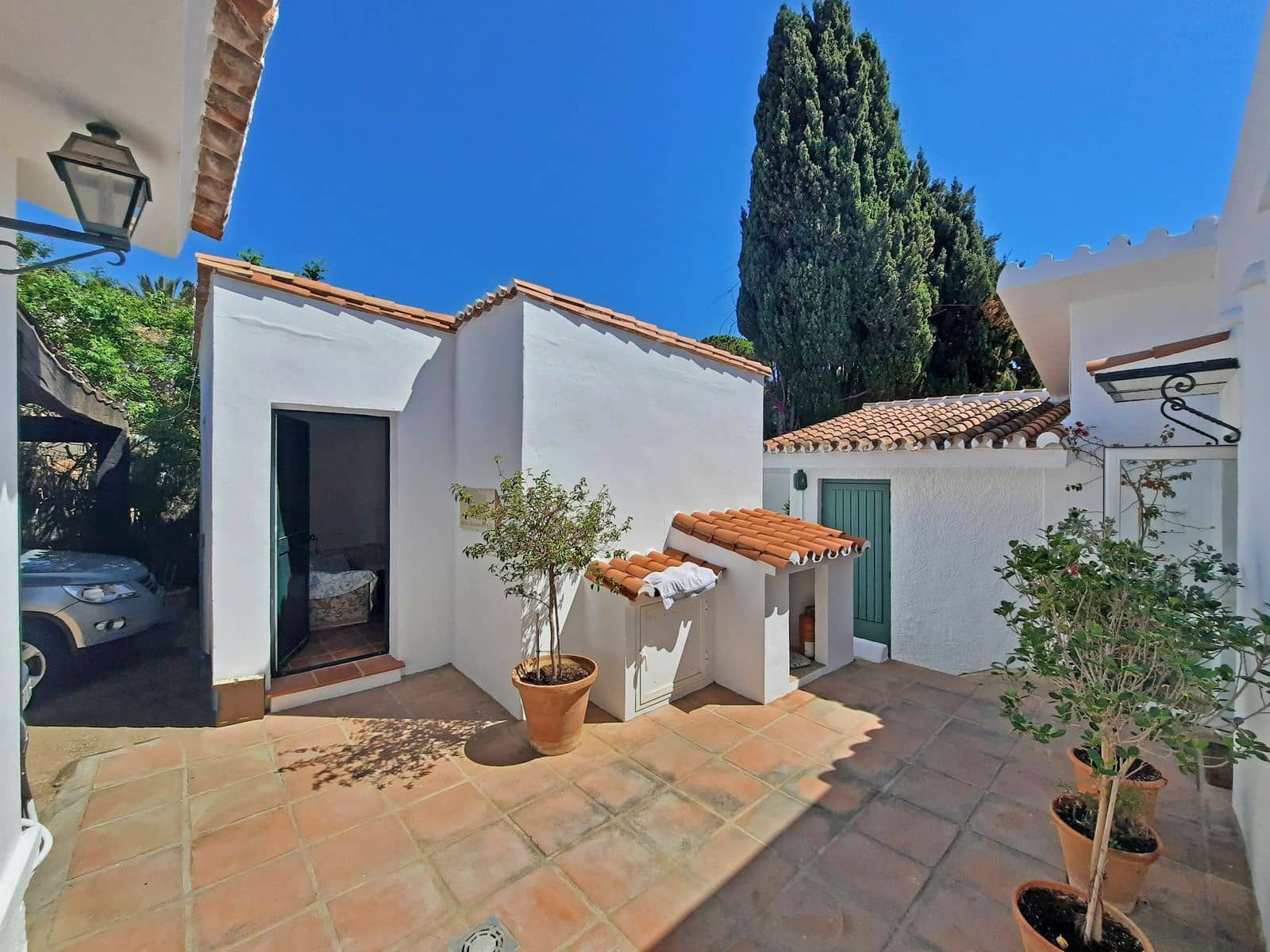 7 soveværelse Villa til salg i Calahonda med swimmingpool garage - € 2.350.000 (Ref: 8471220)