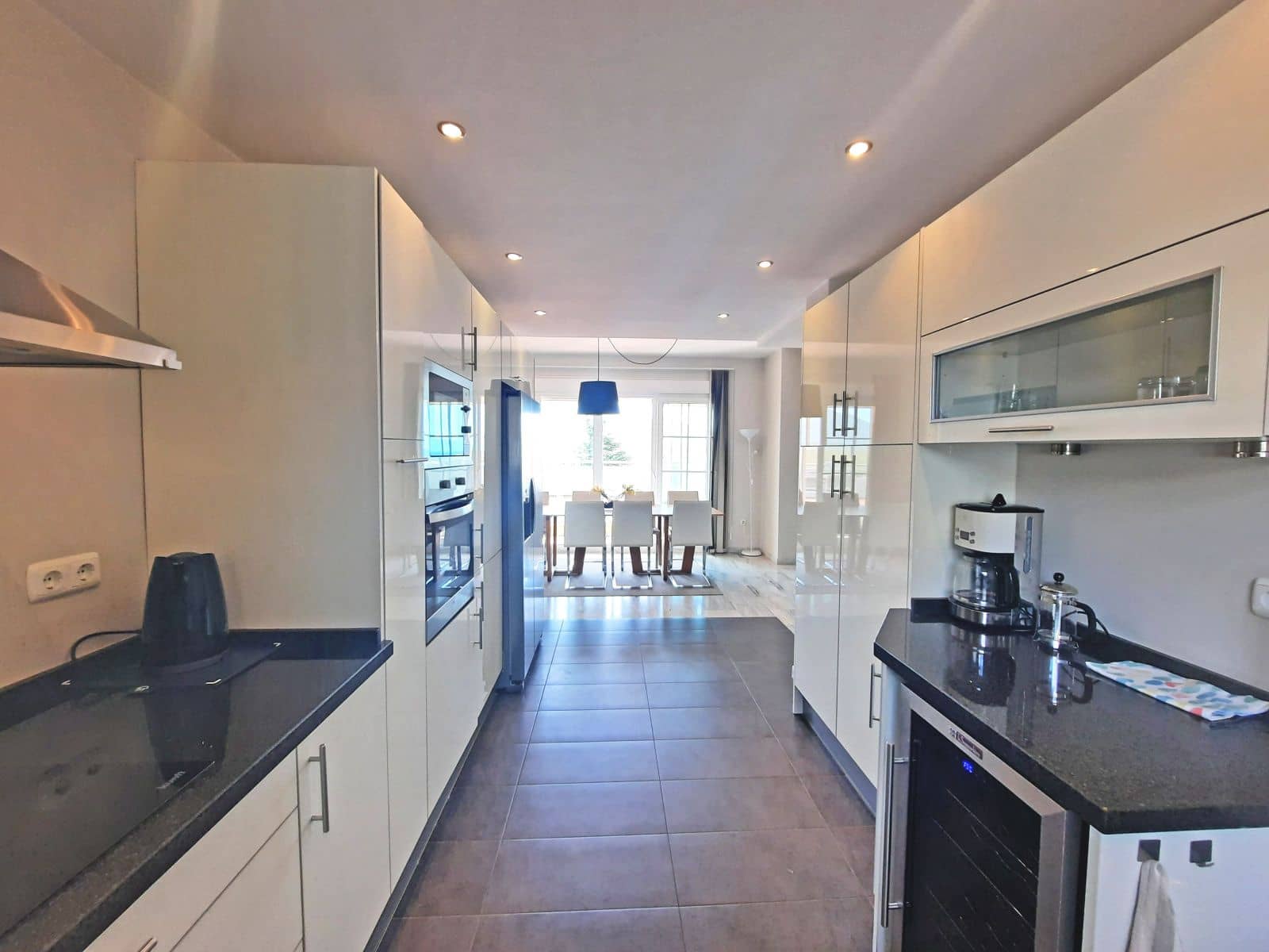 4 soveværelse Penthouse til salg i Cabopino med swimmingpool garage - € 785.000 (Ref: 8471223)