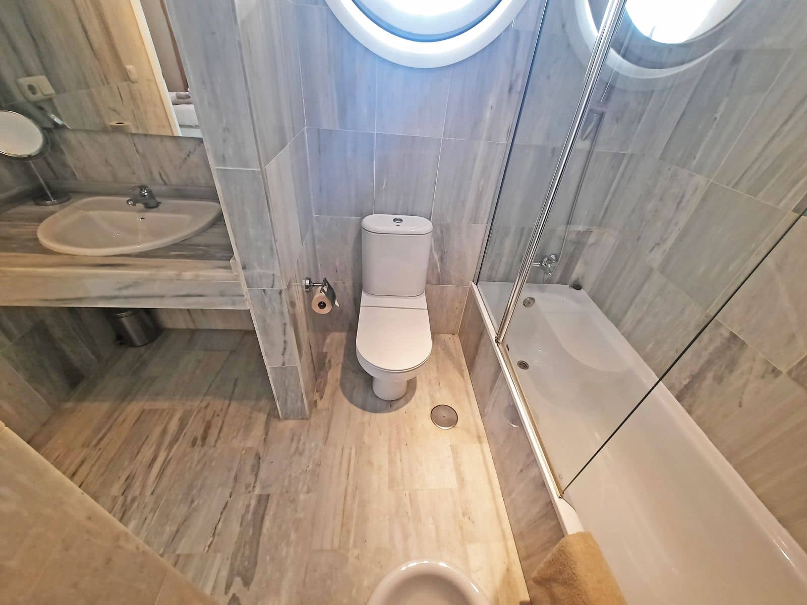 4 soveværelse Penthouse til salg i Cabopino med swimmingpool garage - € 785.000 (Ref: 8471223)