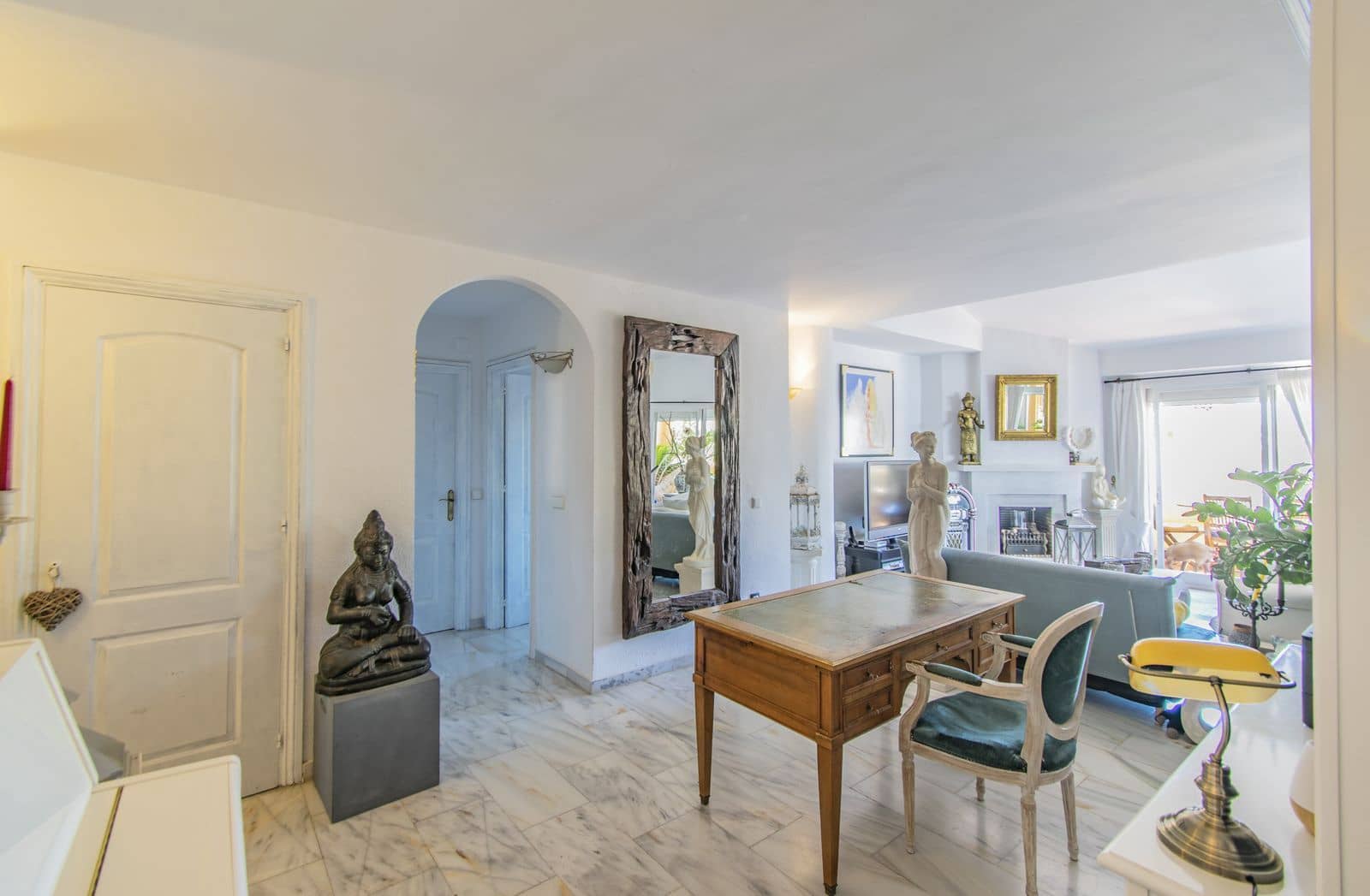 3 soverom Leilighet til salgs i Calahonda med svømmebasseng garasje - € 435 000 (Ref: 8474407)