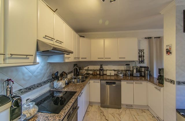 3 soveværelse Lejlighed til salg i Calahonda, Mijas med swimmingpool garage - € 435.000 (Ref: 8474407)