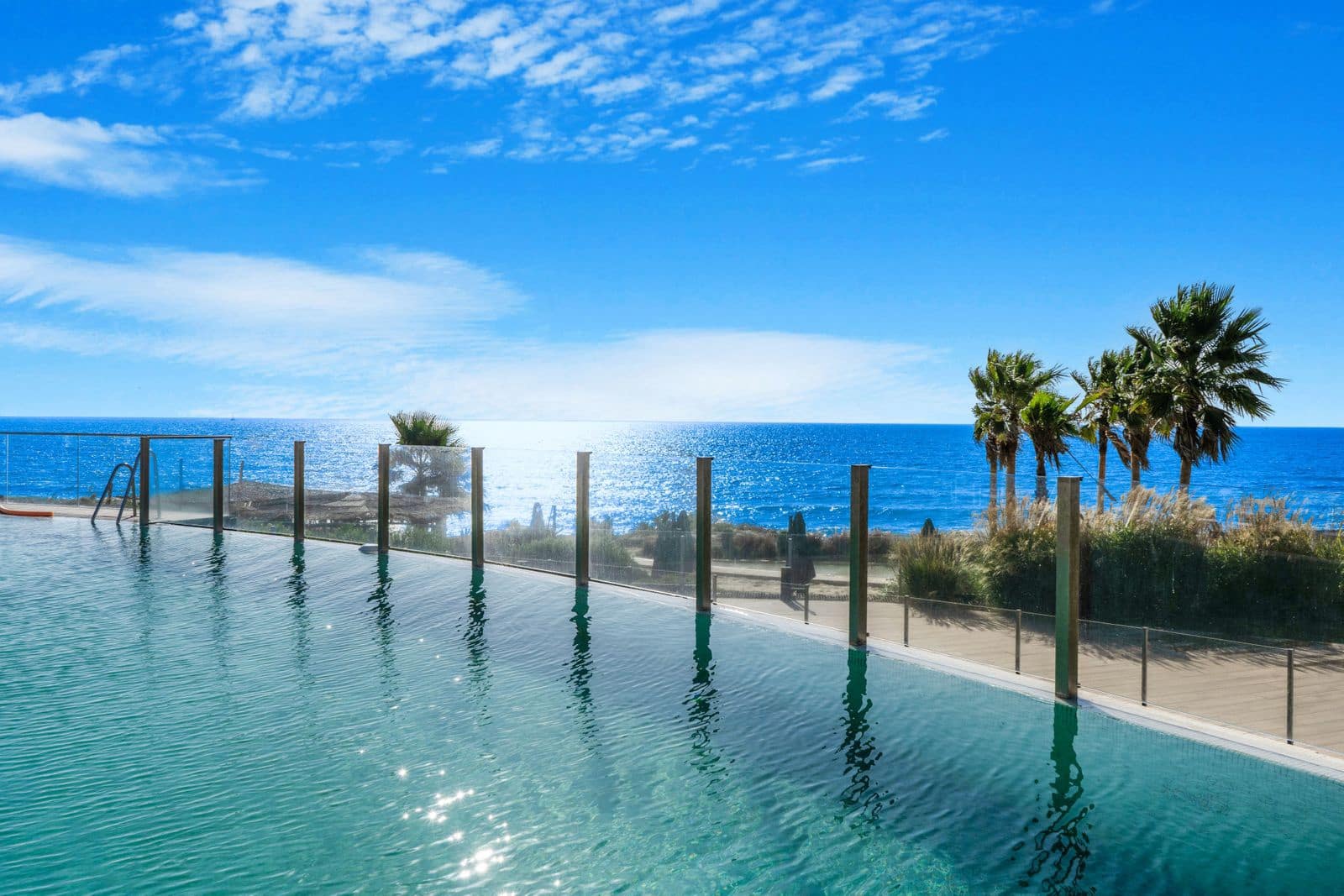 3 chambre Appartement de Plage à vendre à Estepona avec piscine garage - 1 160 000 € (Ref: 8475501)