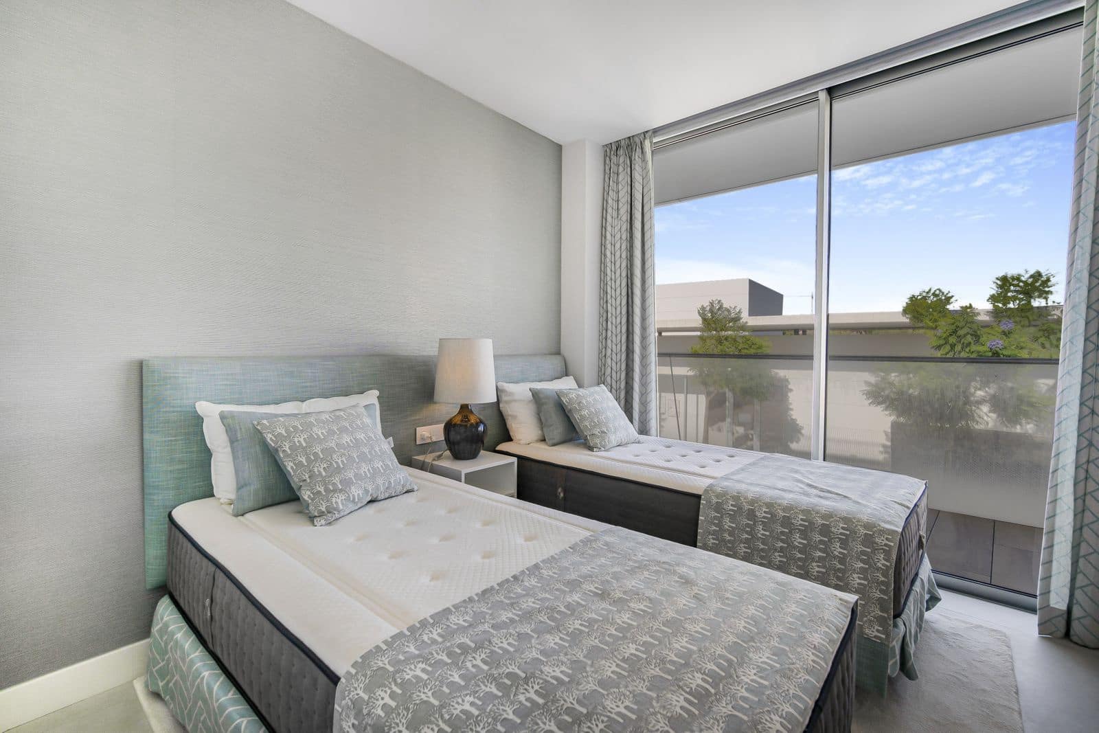 3 chambre Appartement de Plage à vendre à Estepona avec piscine garage - 1 160 000 € (Ref: 8475501)