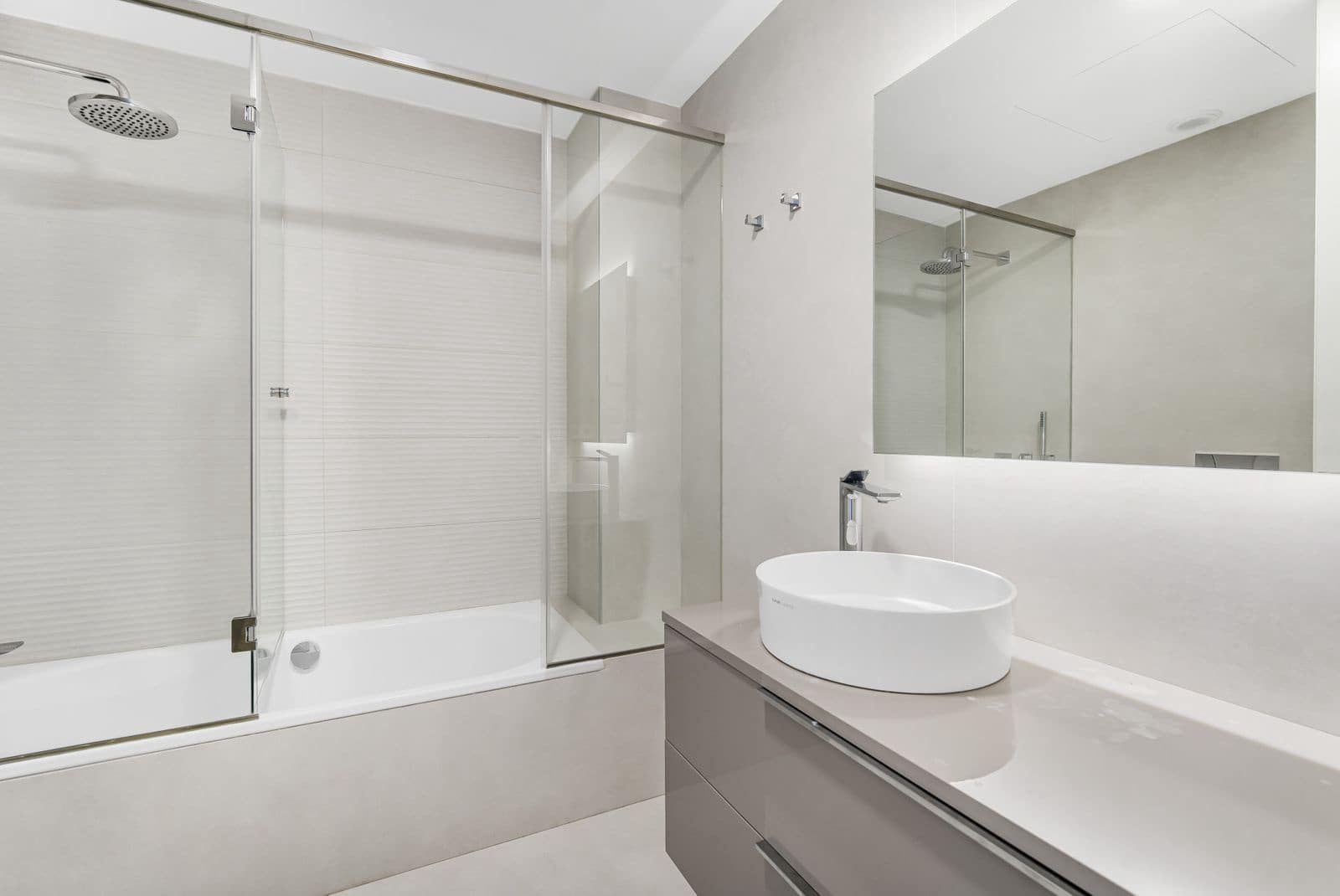 3 chambre Appartement de Plage à vendre à Estepona avec piscine garage - 1 160 000 € (Ref: 8475501)