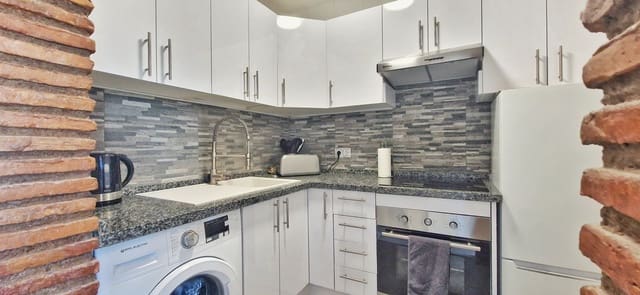 2 sovrum Lägenhet till salu i Calahonda, Mijas med pool garage - 265 000 € (Ref: 8491394)