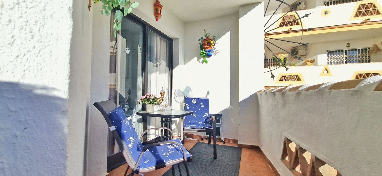 2 soveværelse Lejlighed til salg i Calahonda med swimmingpool garage - € 265.000 (Ref: 8491394)