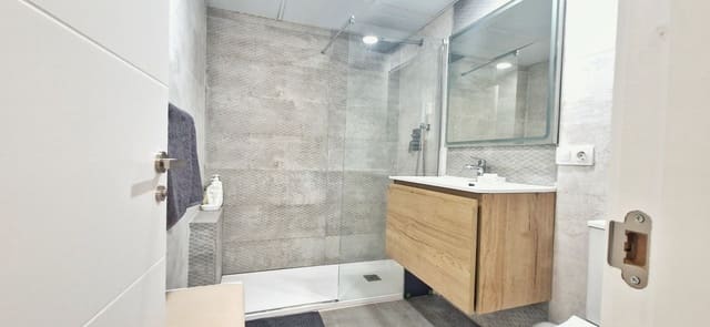 2 sovrum Lägenhet till salu i Calahonda, Mijas med pool garage - 265 000 € (Ref: 8491394)