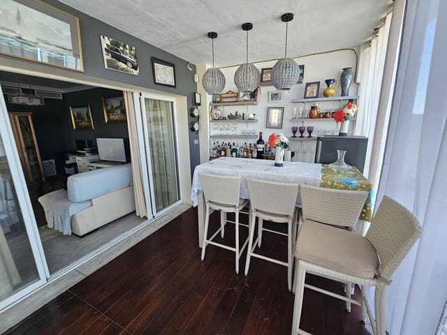 4 soverom Kjedet enebolig til salgs i Elviria - Cabopino, Marbella med svømmebasseng garasje - € 596 000 (Ref: 8499466)