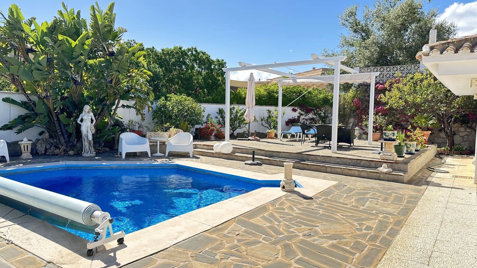 4 soverom Villa til salgs i Torreblanca del Sur med svømmebasseng - € 825 000 (Ref: 8518626)