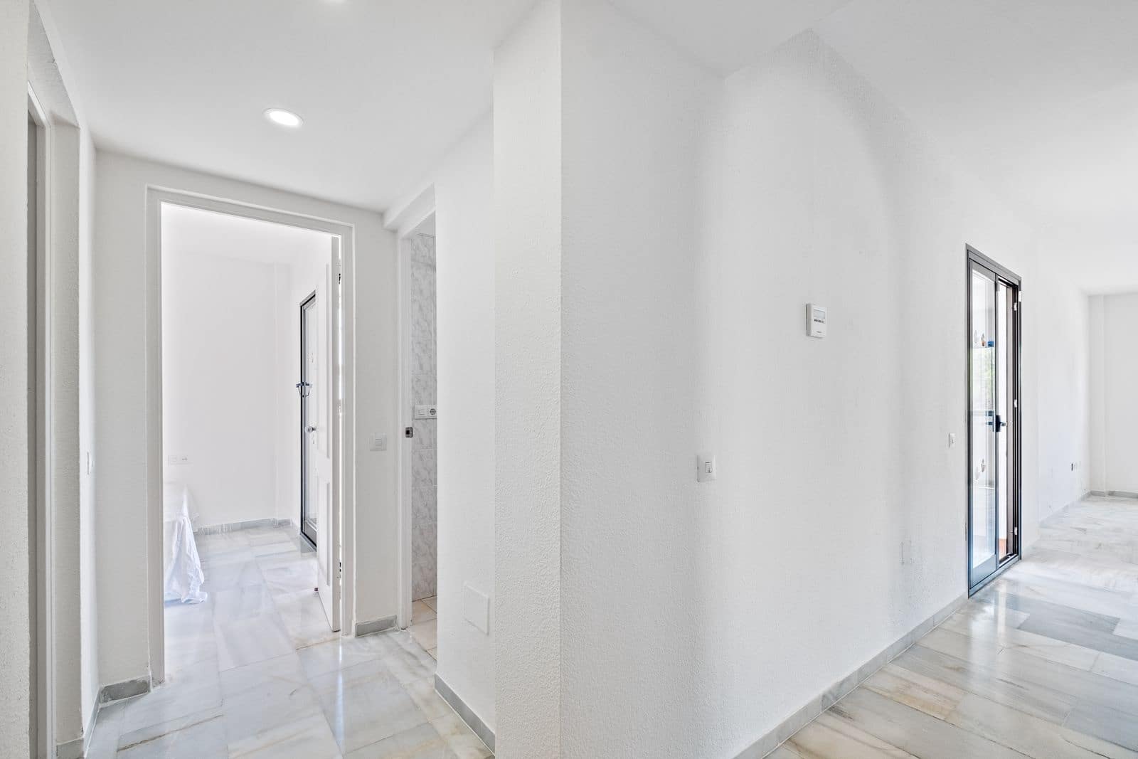 2 soveværelse Lejlighed til salg i Calahonda med swimmingpool garage - € 313.900 (Ref: 8524796)