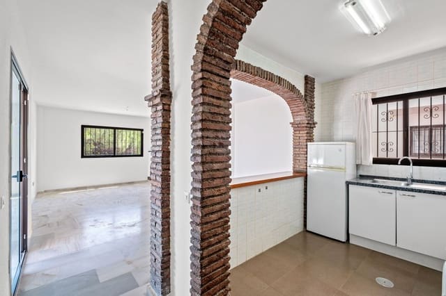 2 soveværelse Lejlighed til salg i Calahonda, Mijas med swimmingpool garage - € 313.900 (Ref: 8524796)