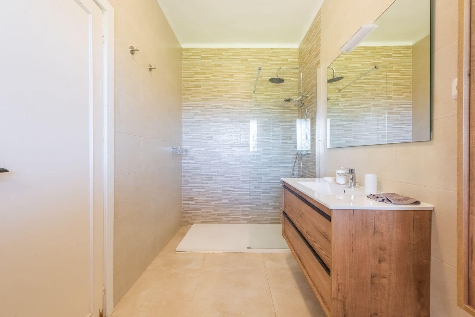 6 soveværelse Villa til salg i New Golden Mile med swimmingpool garage - € 1.300.000 (Ref: 8531162)