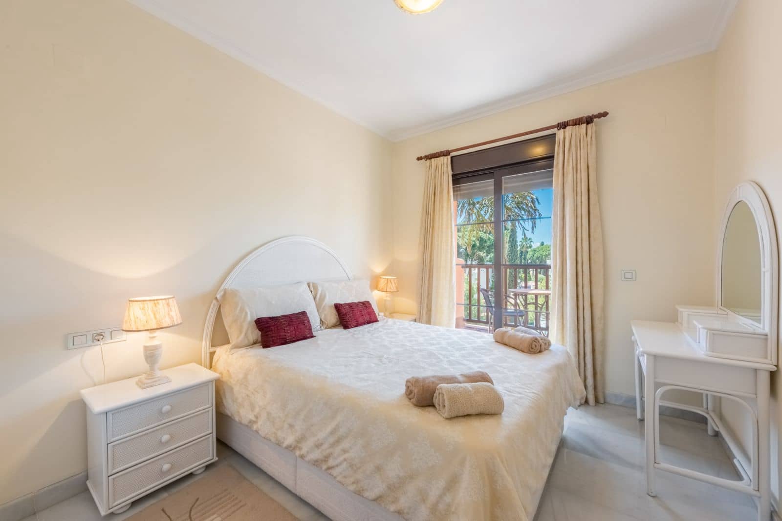 3 soveværelse Penthouse til salg i New Golden Mile med swimmingpool garage - € 695.000 (Ref: 8537835)