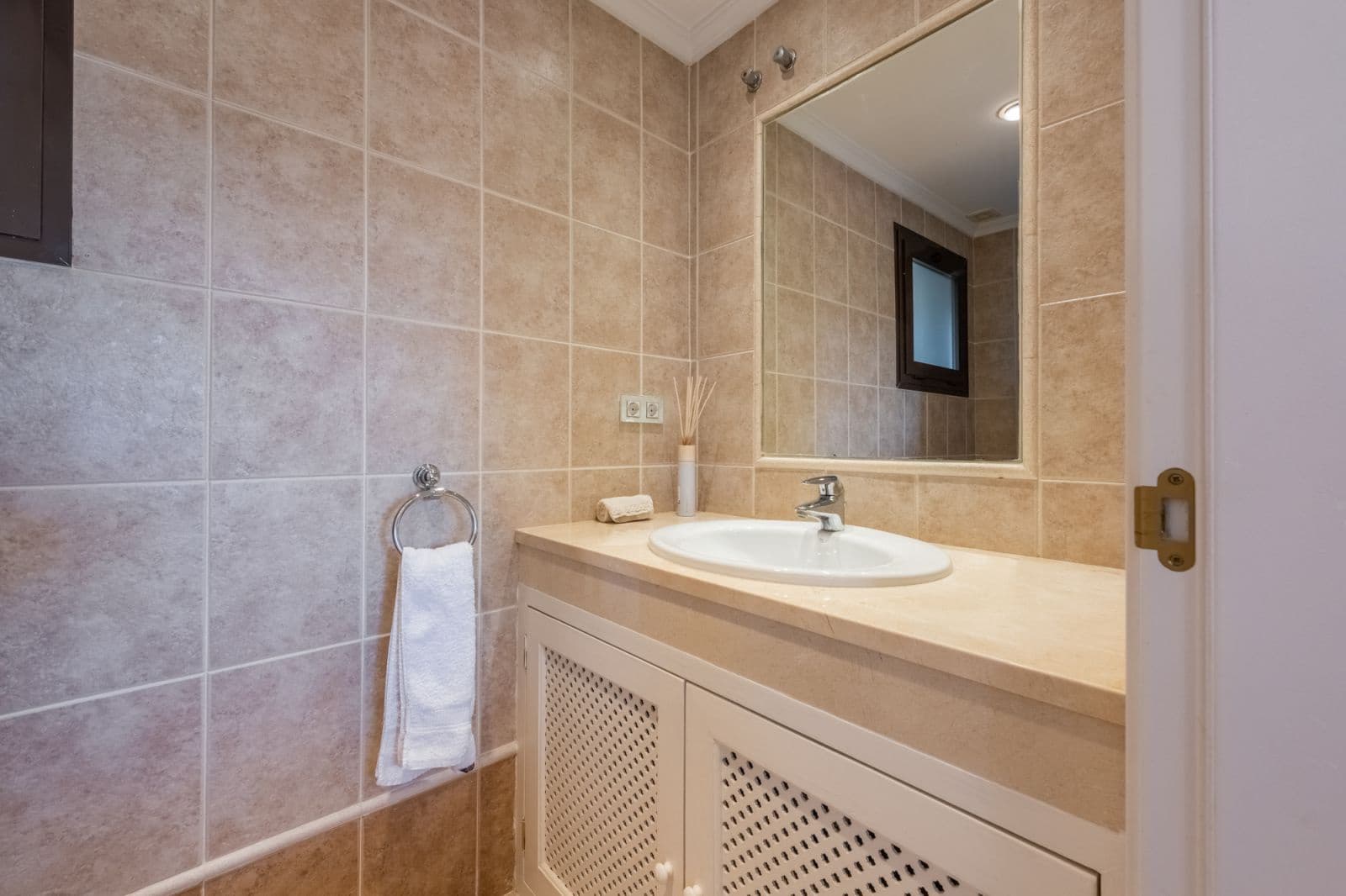 3 soveværelse Penthouse til salg i New Golden Mile med swimmingpool garage - € 695.000 (Ref: 8537835)