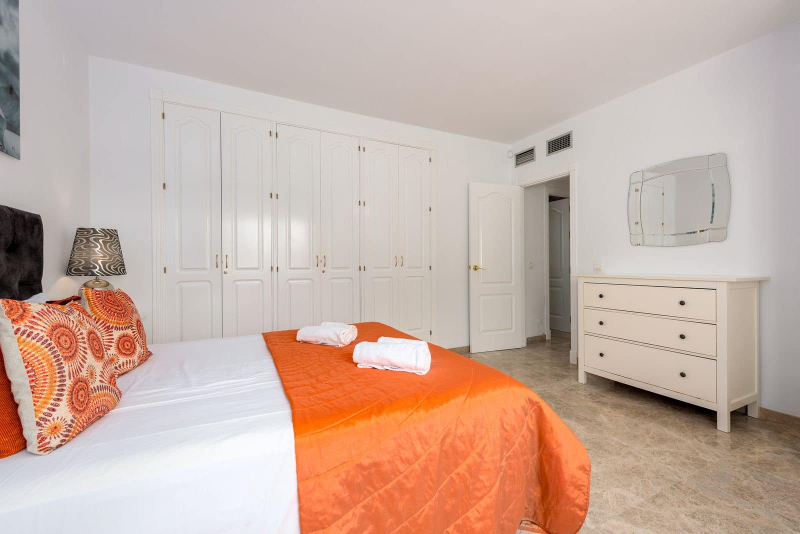 2 bedroom Penthouse for sale in Nueva Andalucia with pool garage - € 449,950 (Ref: 8543338)