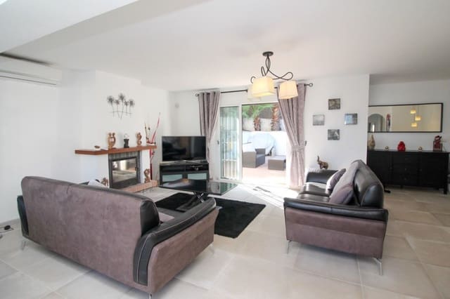 4 soverom Villa til salgs i El Chaparral, Mijas med svømmebasseng garasje - € 750 000 (Ref: 8545697)