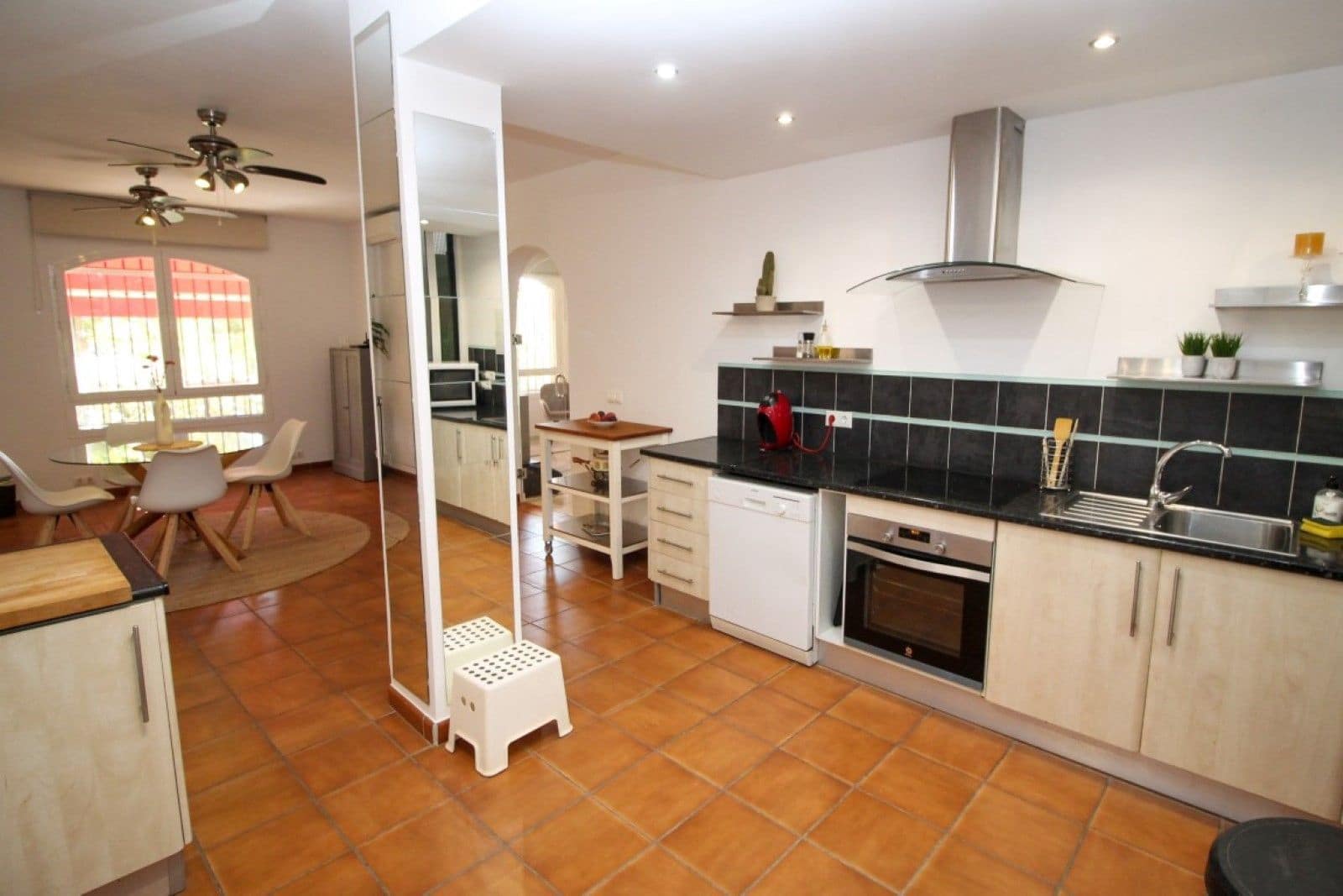 3 soveværelse Lejlighed til salg i Miraflores med swimmingpool garage - € 395.000 (Ref: 8548371)