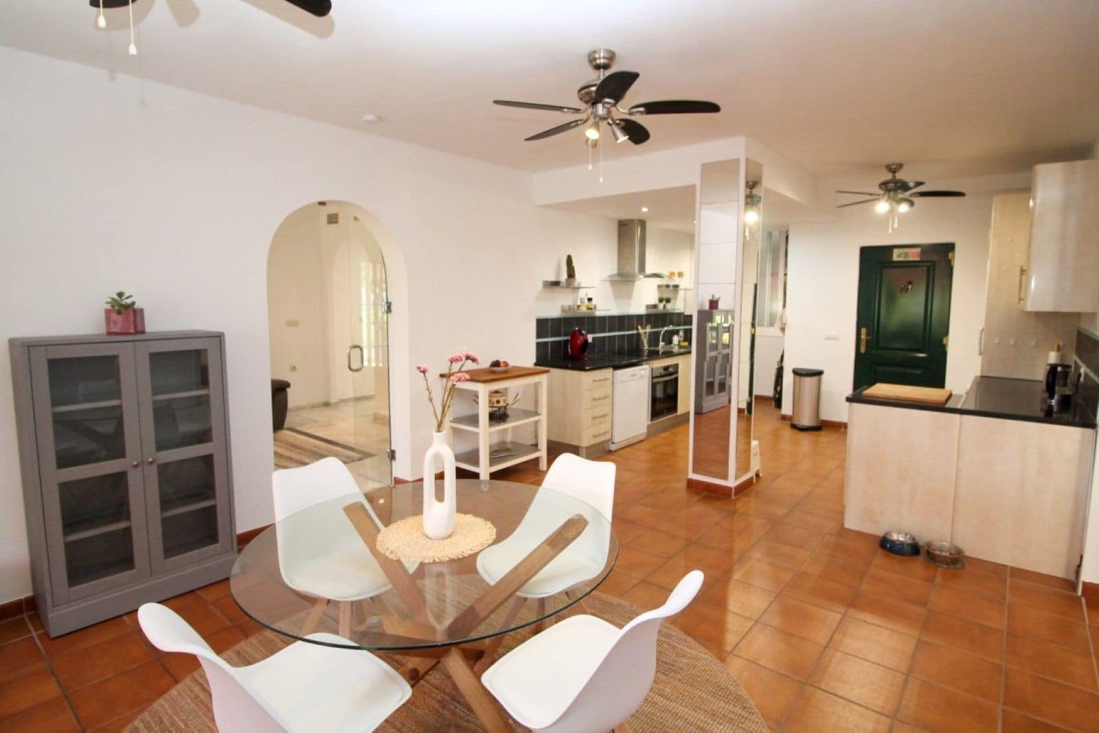 3 soveværelse Lejlighed til salg i Miraflores med swimmingpool garage - € 395.000 (Ref: 8548371)