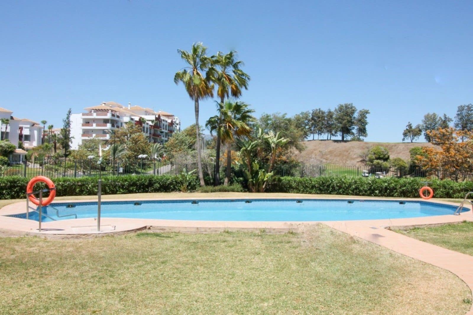 3 soveværelse Lejlighed til salg i Miraflores med swimmingpool garage - € 395.000 (Ref: 8548371)