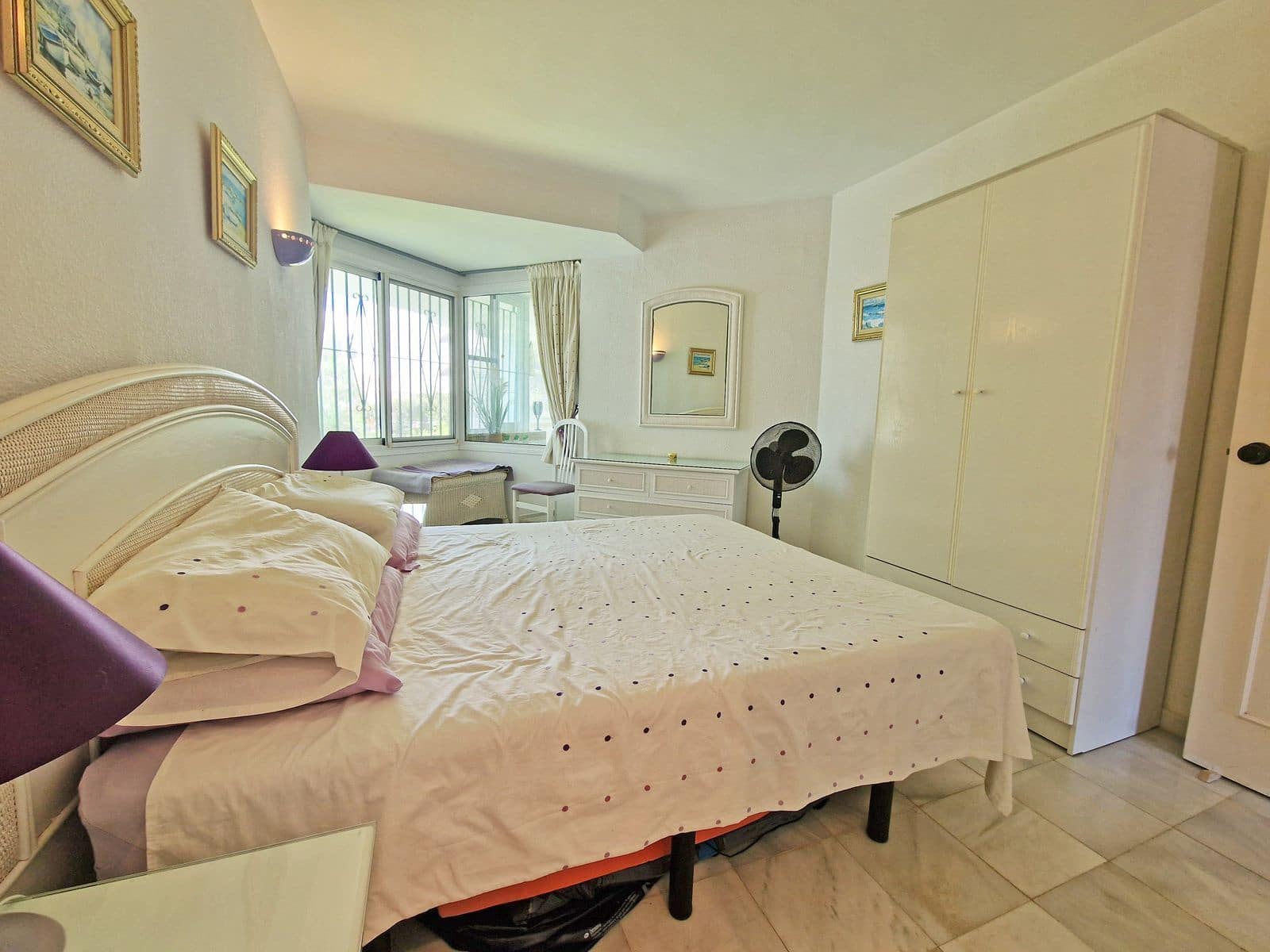 3 soverom Strandleiligheter til salgs i Calahonda med svømmebasseng garasje - € 475 000 (Ref: 8548407)