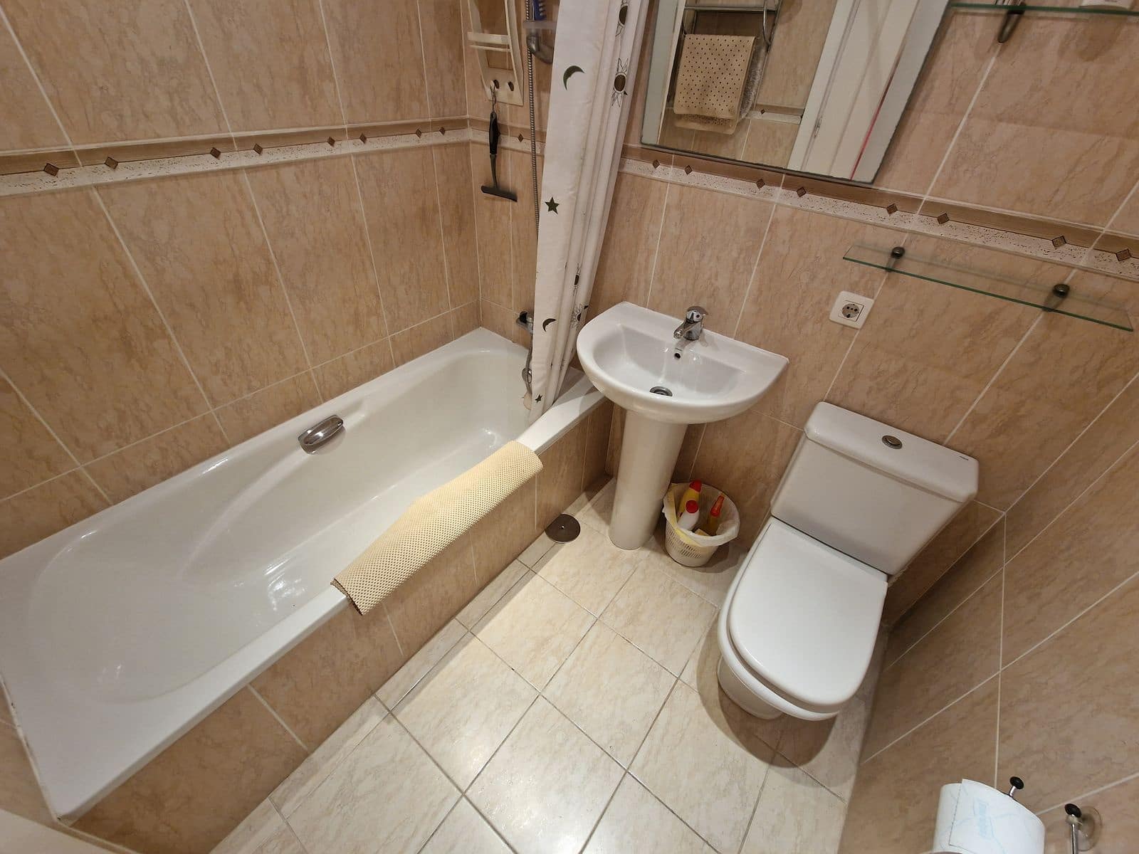 3 soverom Strandleiligheter til salgs i Calahonda med svømmebasseng garasje - € 475 000 (Ref: 8548407)