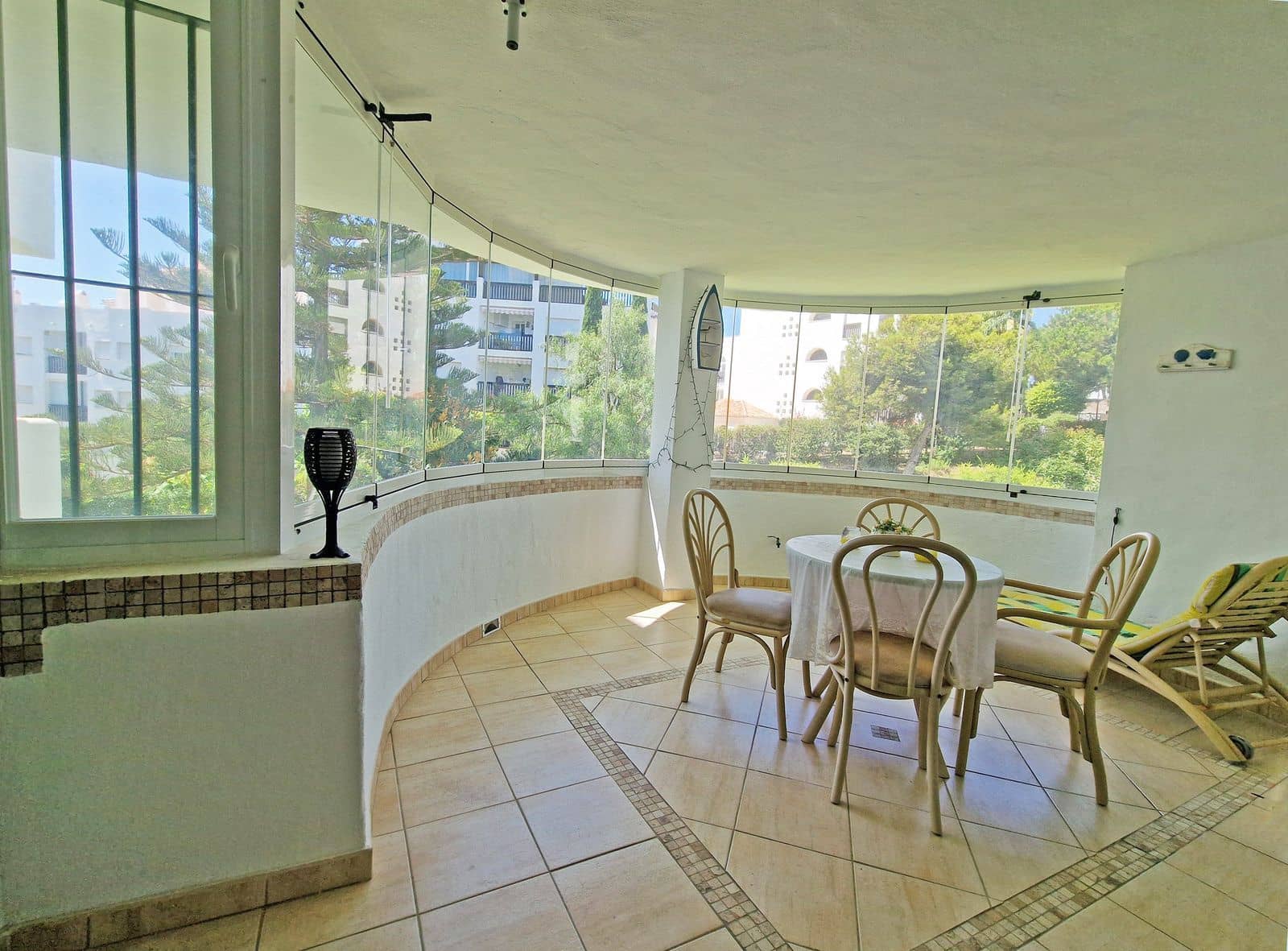 3 soverom Strandleiligheter til salgs i Calahonda med svømmebasseng garasje - € 475 000 (Ref: 8548407)