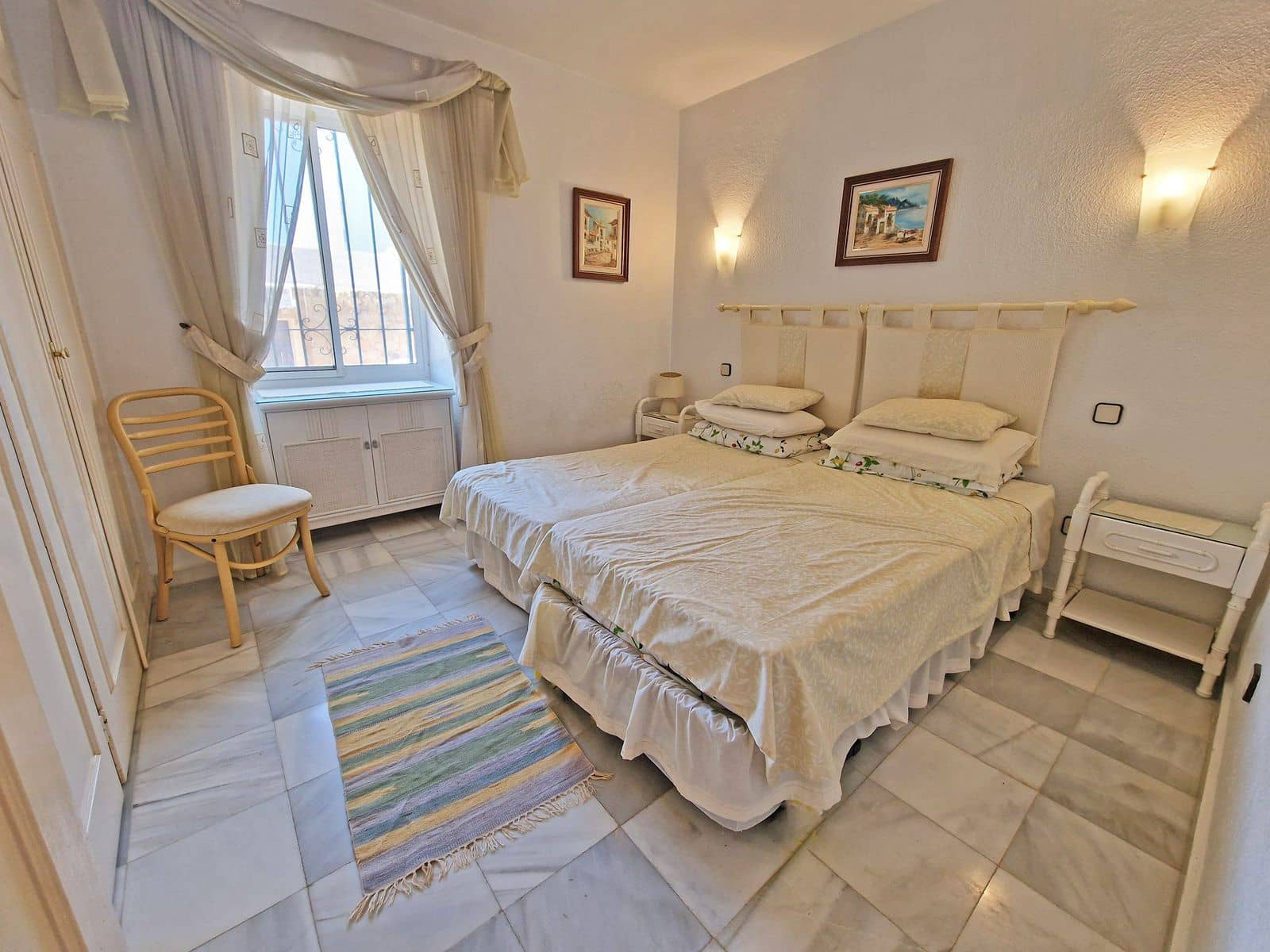 3 soverom Strandleiligheter til salgs i Calahonda med svømmebasseng garasje - € 475 000 (Ref: 8548407)