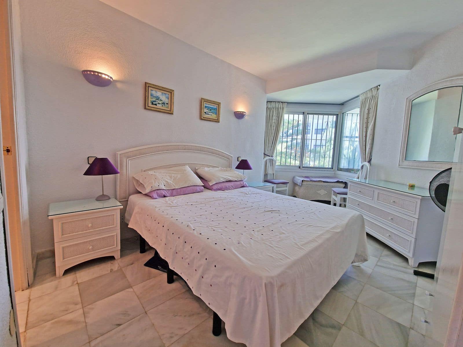 3 soverom Strandleiligheter til salgs i Calahonda med svømmebasseng garasje - € 475 000 (Ref: 8548407)