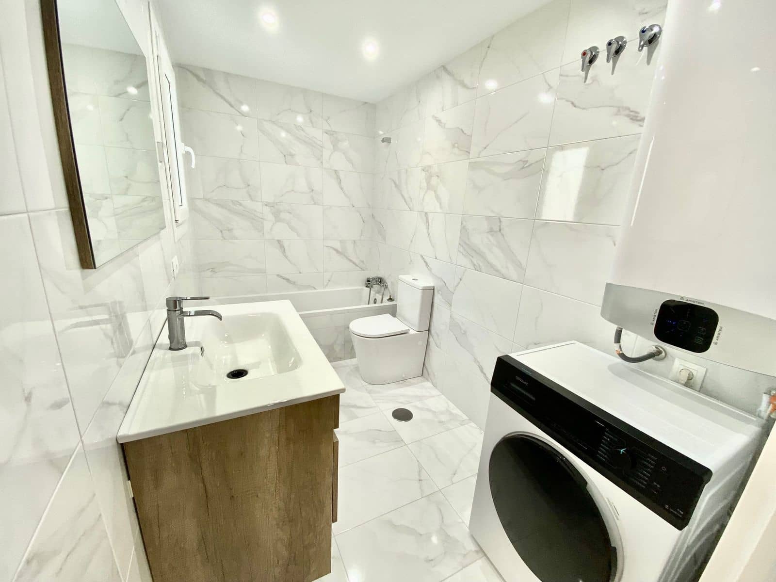 3 soverom Strandleiligheter til salgs i Calahonda med svømmebasseng garasje - € 500 000 (Ref: 8550157)