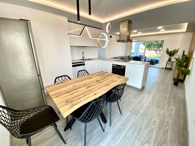 3 soverom Strandleiligheter til salgs i Calahonda, Mijas med svømmebasseng garasje - € 500 000 (Ref: 8550157)