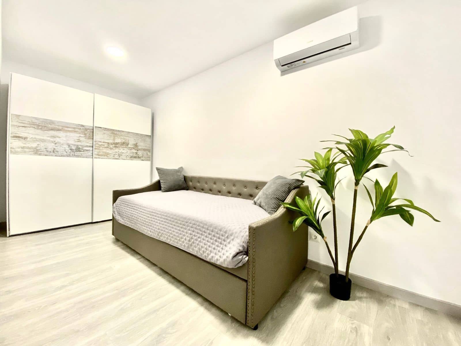 3 soverom Strandleiligheter til salgs i Calahonda med svømmebasseng garasje - € 500 000 (Ref: 8550157)