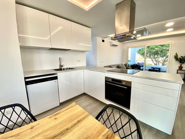 3 soverom Strandleiligheter til salgs i Calahonda, Mijas med svømmebasseng garasje - € 500 000 (Ref: 8550157)