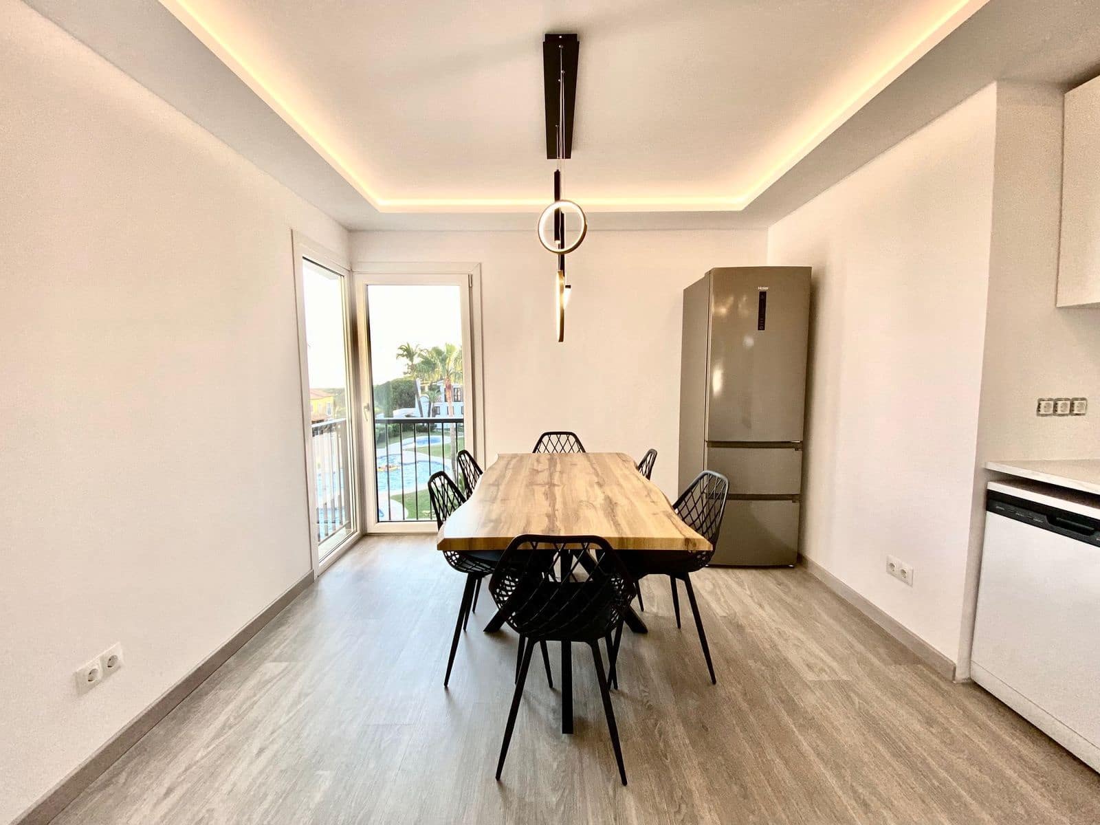 3 soverom Strandleiligheter til salgs i Calahonda med svømmebasseng garasje - € 500 000 (Ref: 8550157)