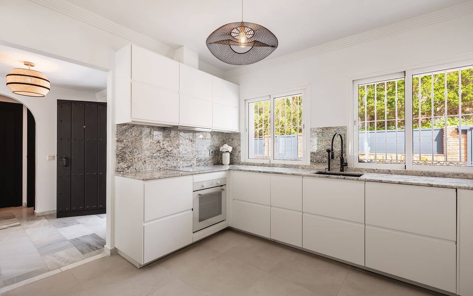 4 soverom Villa til salgs i Carib Playa med svømmebasseng garasje - € 1 995 000 (Ref: 8550183)