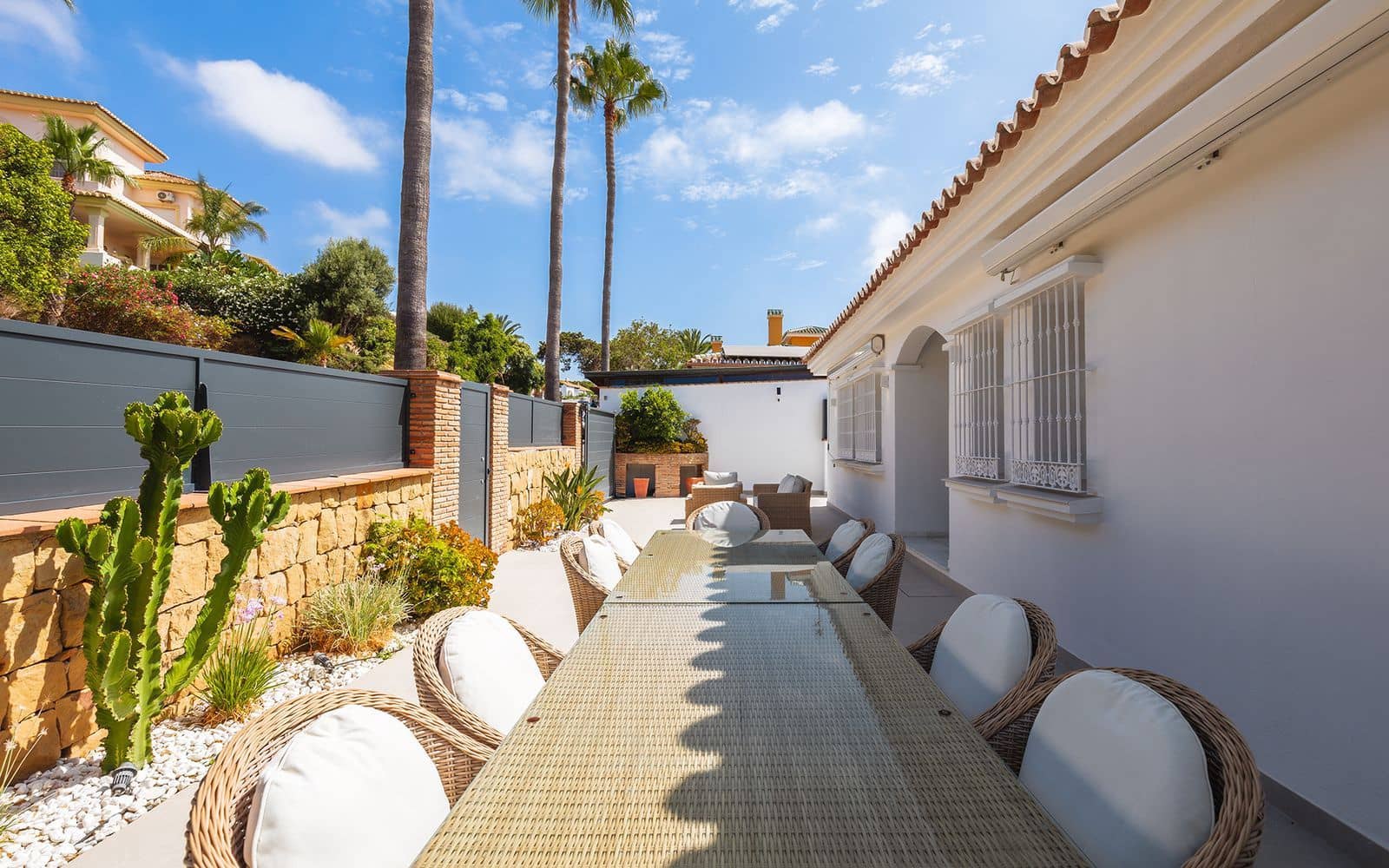 4 soverom Villa til salgs i Carib Playa med svømmebasseng garasje - € 1 995 000 (Ref: 8550183)