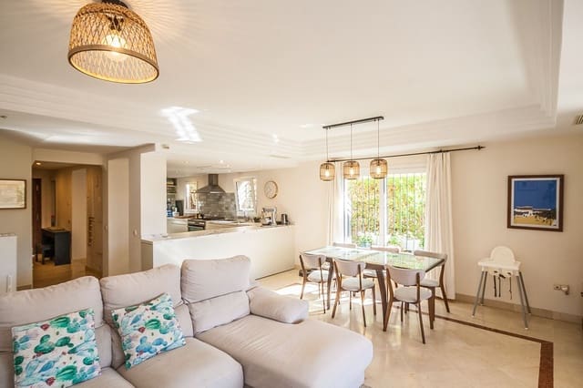 4 slaapkamer Huis te koop in Riviera del Sol, Mijas met zwembad garage - € 549.000 (Ref: 8555642)