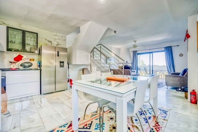 4 Zimmer Haus zu verkaufen in Calahonda, Mijas mit Pool Garage - 627.000 € (Ref: 8560688)