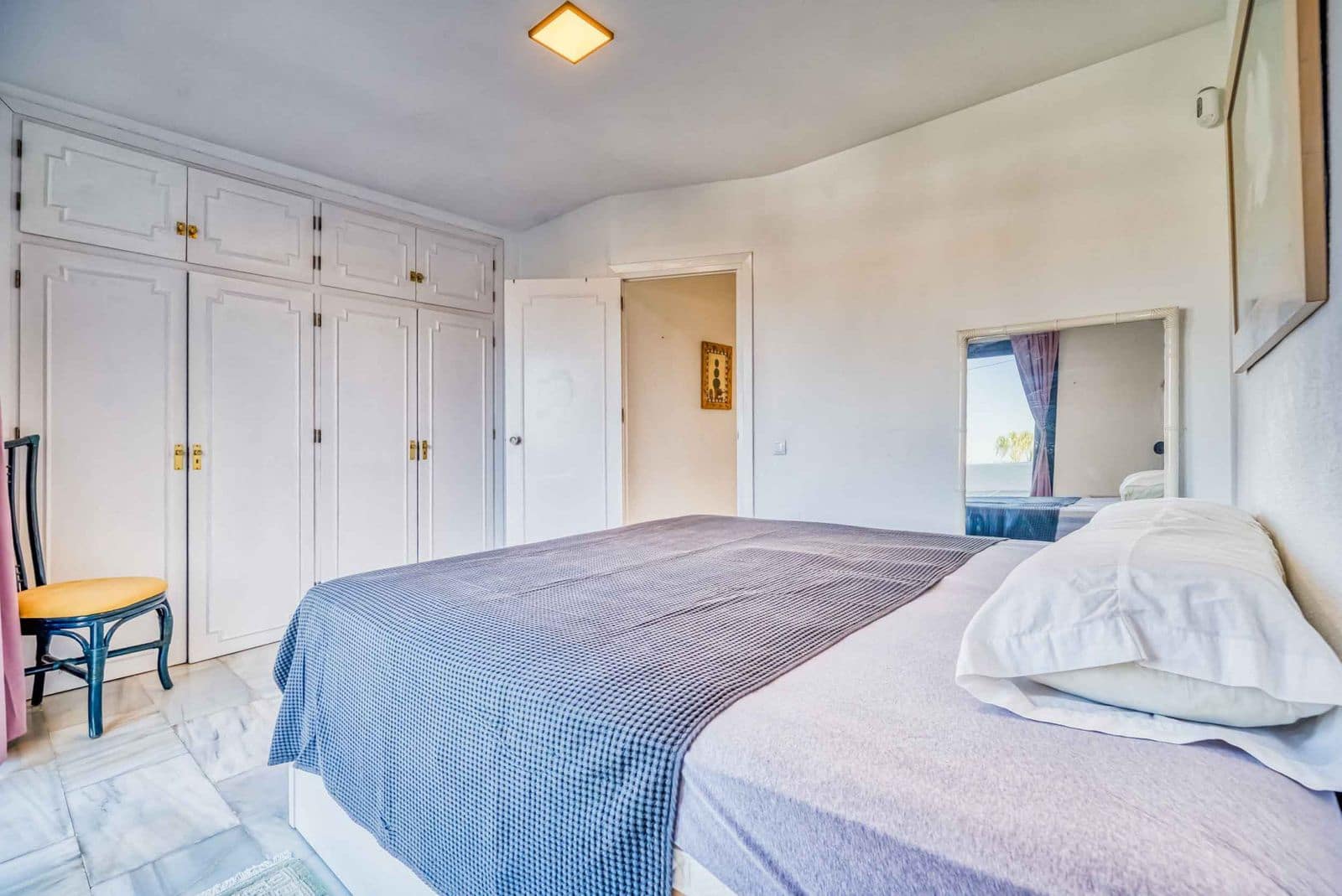 4 soveværelse Byhus til salg i Calahonda med swimmingpool garage - € 627.000 (Ref: 8560688)