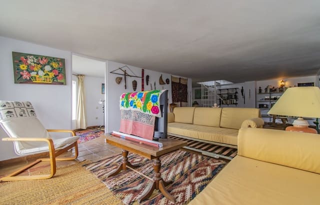 4 soverom Leilighet til salgs i La Reserva, Marbella med svømmebasseng garasje - € 350 000 (Ref: 8562954)