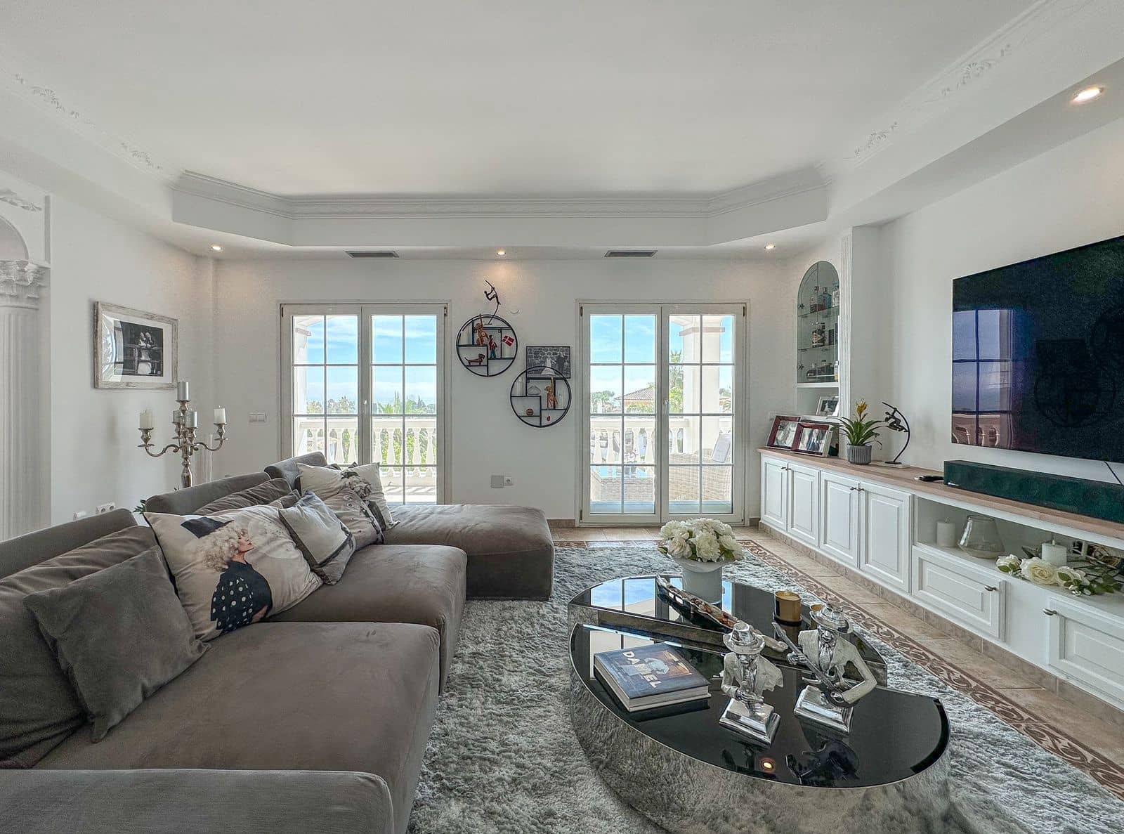 4 soverom Villa til salgs i La Cala de Mijas med svømmebasseng garasje - € 1 425 000 (Ref: 8569097)