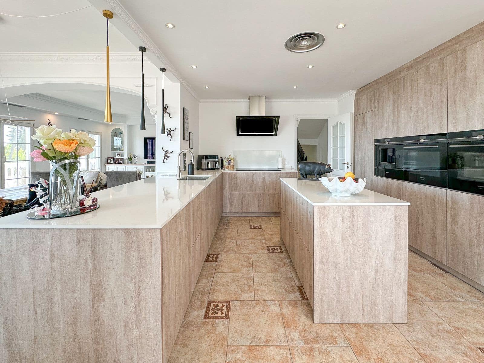 4 soverom Villa til salgs i La Cala de Mijas med svømmebasseng garasje - € 1 425 000 (Ref: 8569097)